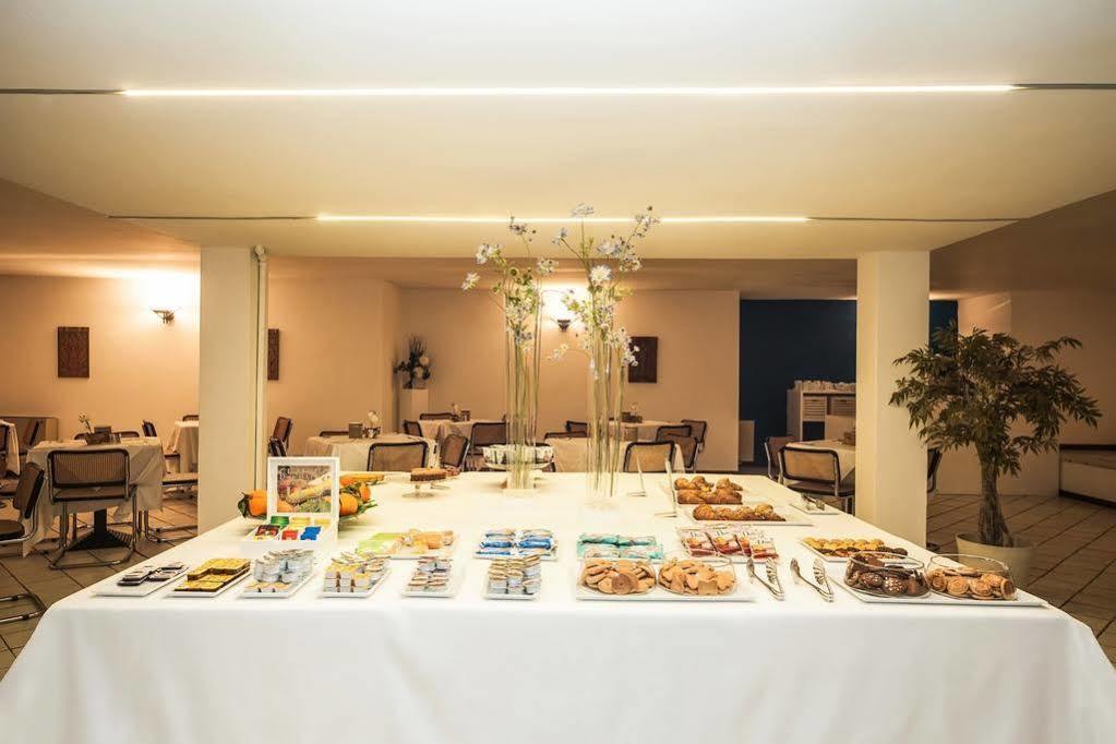 Park Hotel Residence Crema Exterior photo